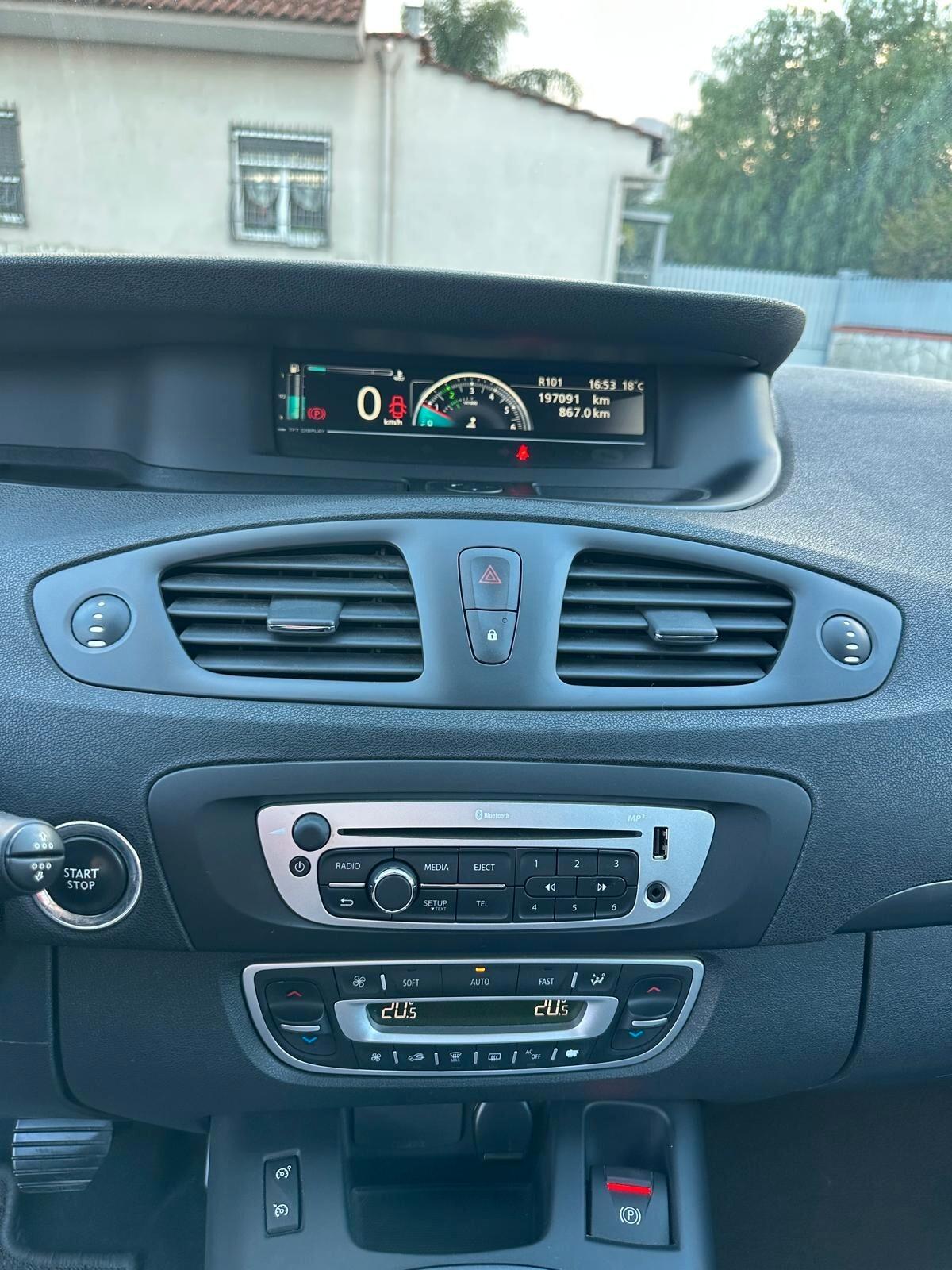 Renault Scenic Scénic XMod 1.5 dCi 110CV Limited-2015