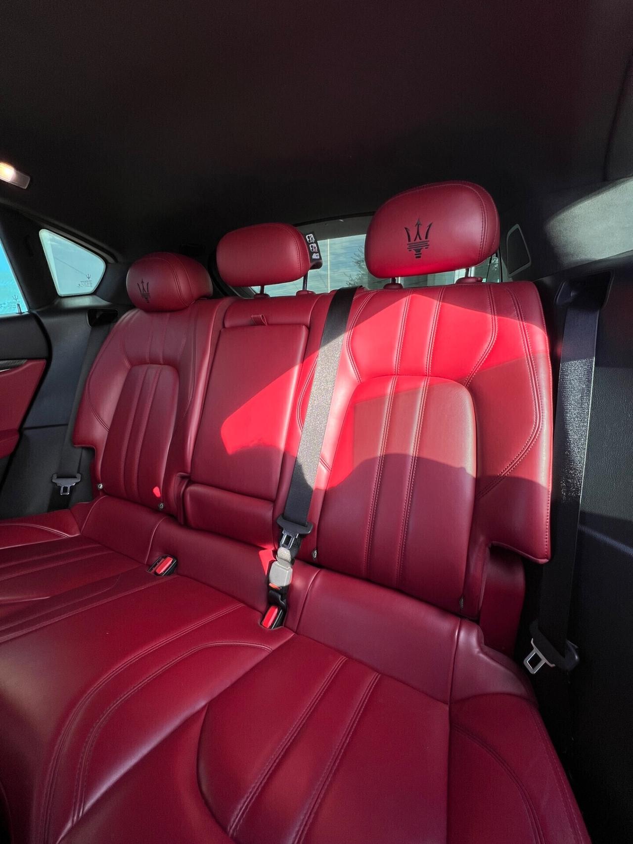 Maserati Levante V6 430 CV AWD S - RISERVATA A OPERATORI DEL SETTORE