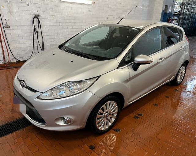 FORD Fiesta 1.4 5 porte Bz.- GPL Titanium