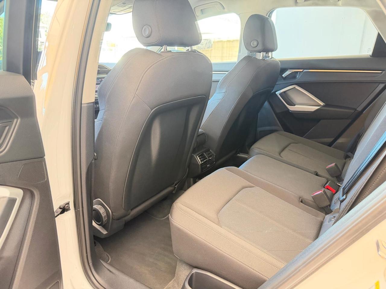 Audi Q3 SPB 35 TDI quattro S tronic Business Plus