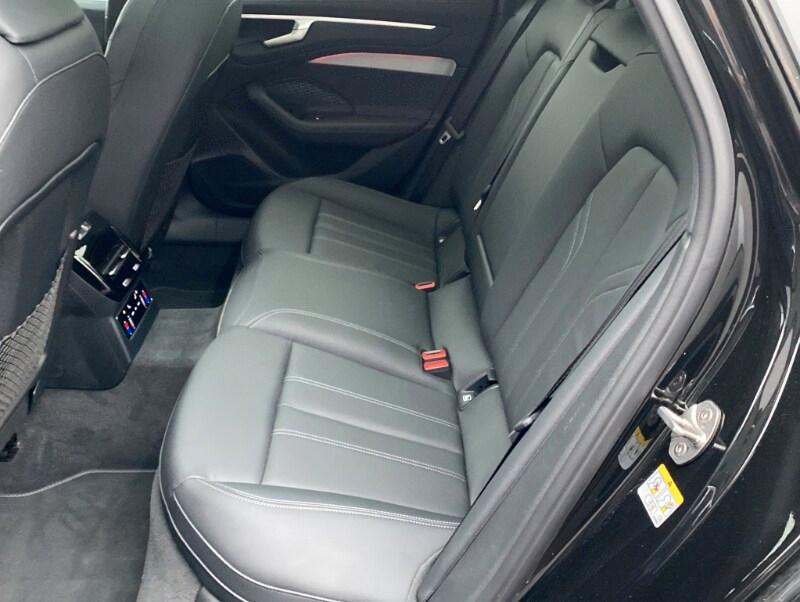 AUDI A6 6ª serie A6 TDI 150 kW S tronic S line...