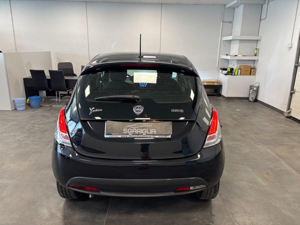 Lancia Ypsilon 1.0 Benzina Hybrid Ecochic Gold 5 Porte