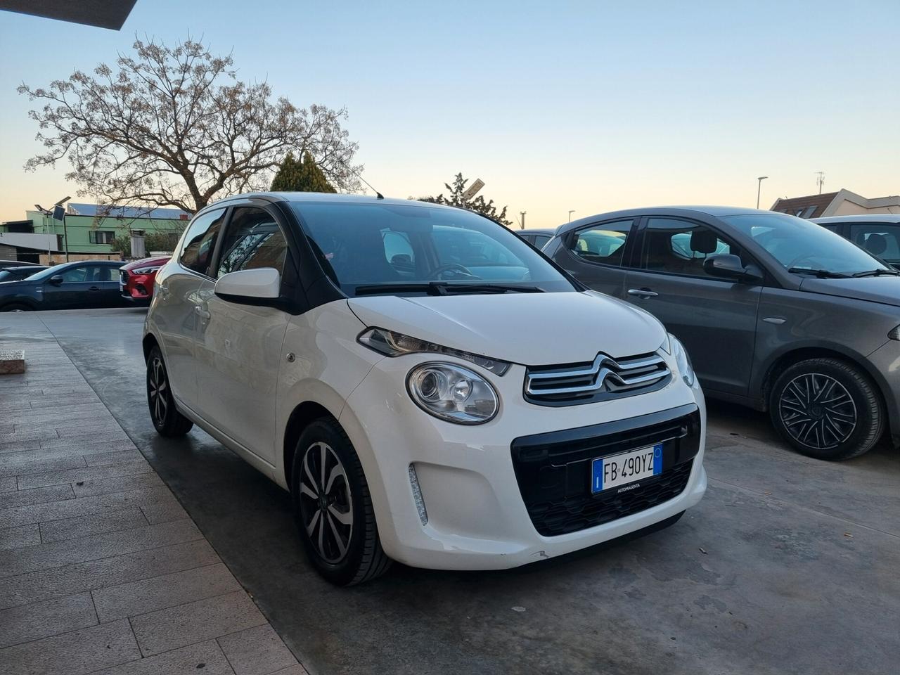 Citroen C1 VTi 68 ETG 5 porte Shine
