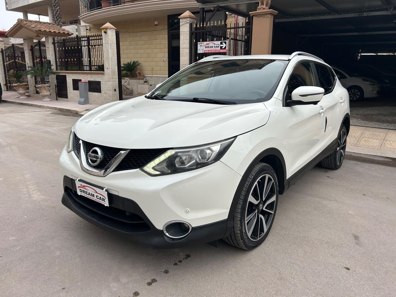 Nissan Qashqai 1.6 dCi 4WD 360