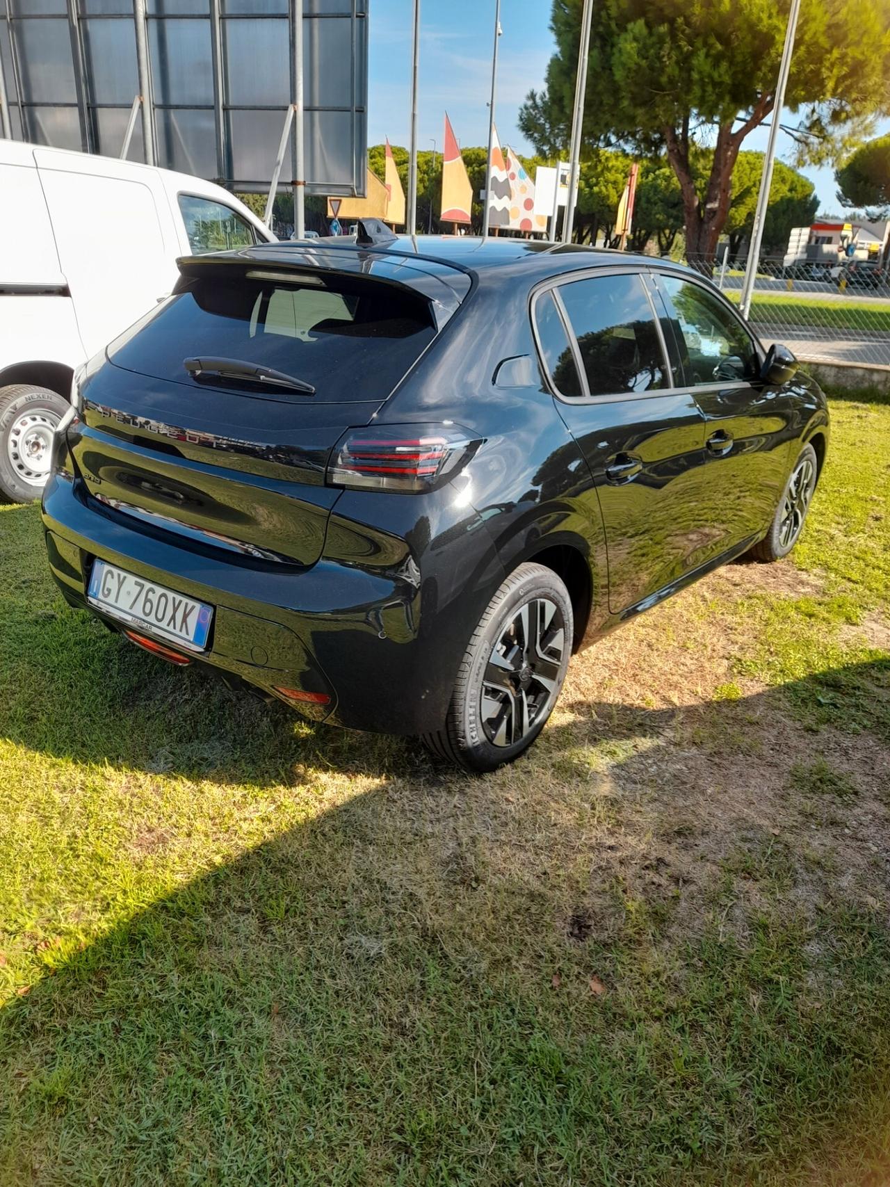 Peugeot 208 PureTech 100 Stop&Start 5 porte Allure