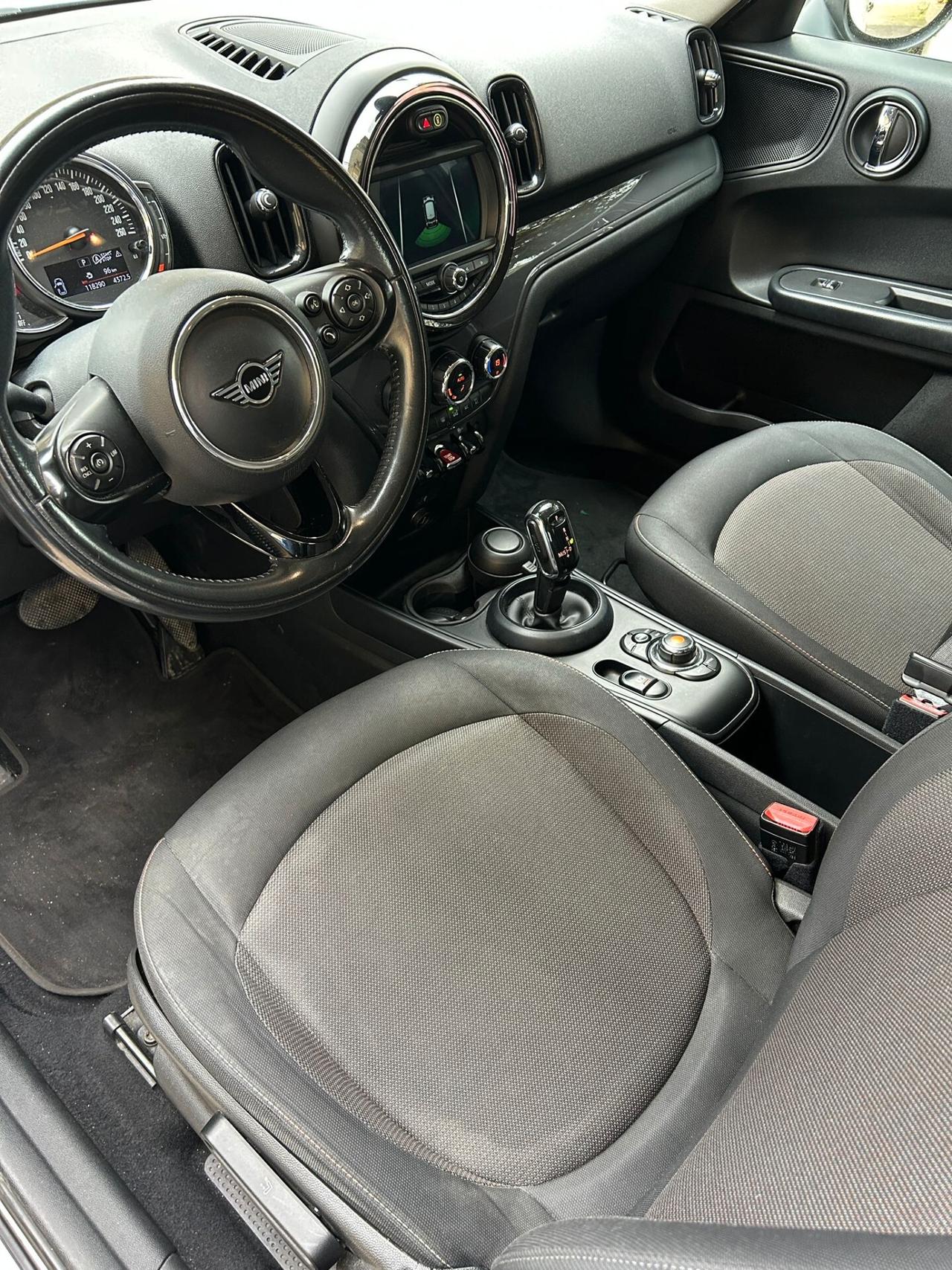 Mini Cooper D Countryman 2.0 Hype