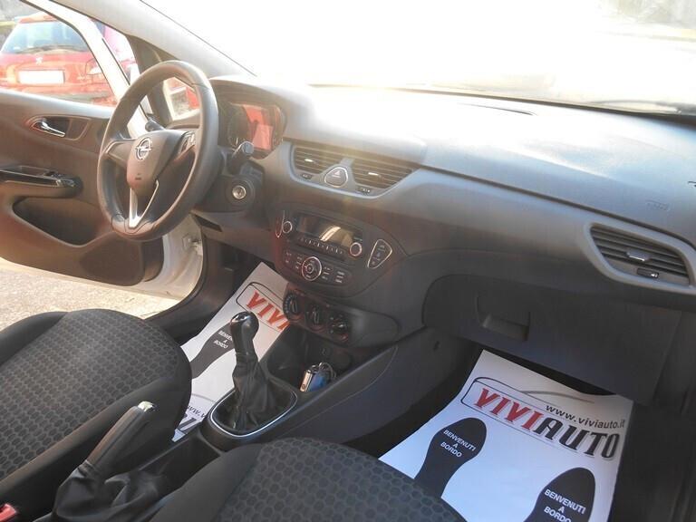 Opel Corsa 1.4 90CV GPL Tech 5 porte NEOPATENTATI