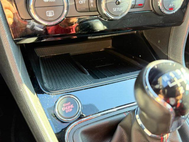 SEAT Leon 1.5 TGI 5p. FR NAVI - LED - TELECAMERA - BT - 18