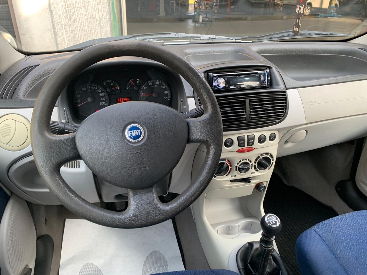 Fiat Punto 1.2i cat 5 porte ELX