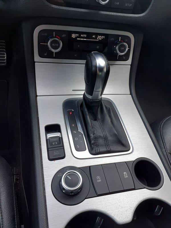 Volkswagen Touareg 3.0 TDI tiptronic Executive-GARANZIA-1°PROP