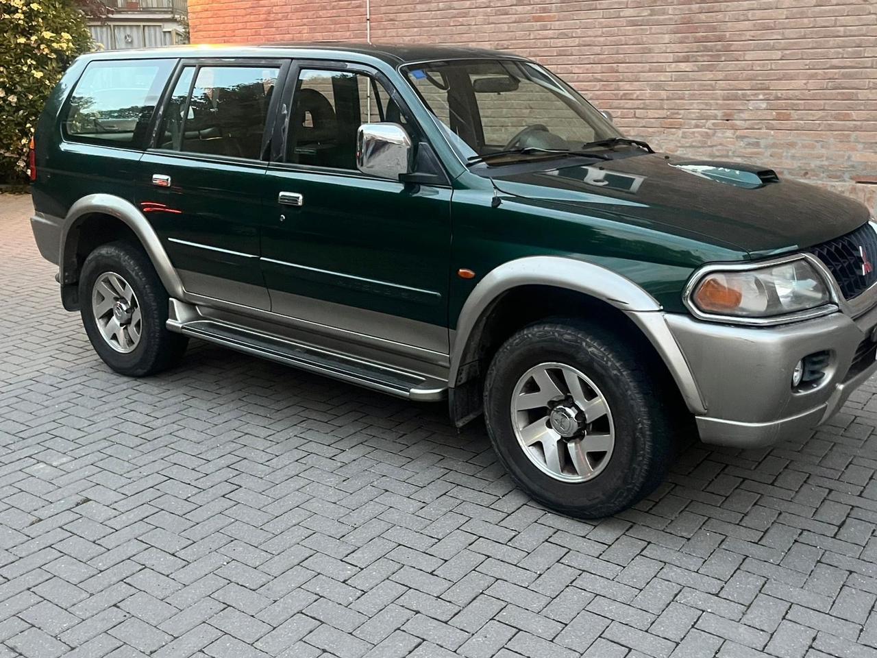 Mitsubishi Pajero Sport 2.5 TDI GLS