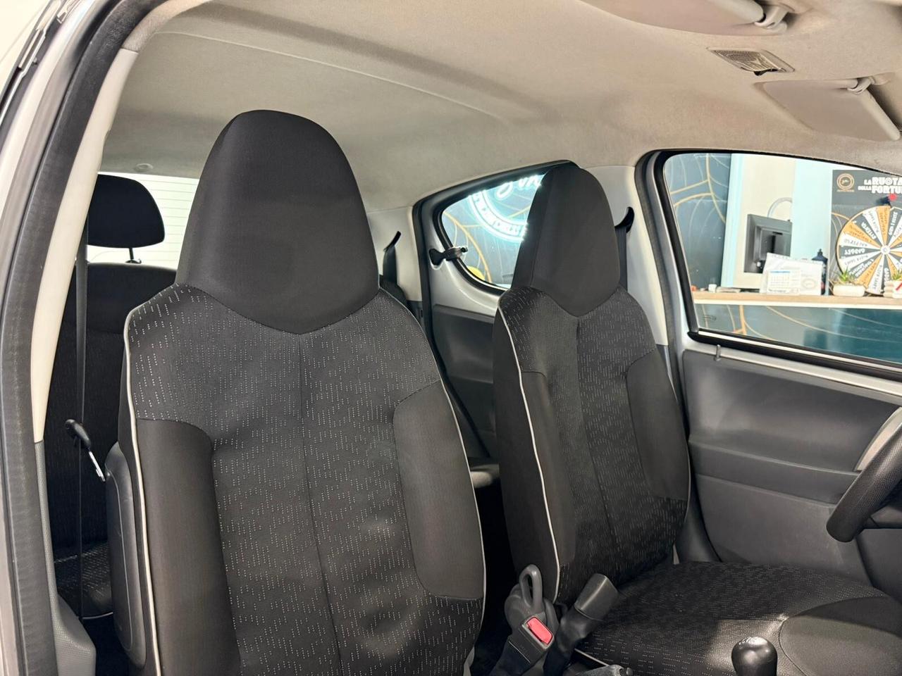 PEUGEOT 107 1.0 68 CV 5 PORTE ANNO 2010 OTTTIMA PER NEOPATENTATI