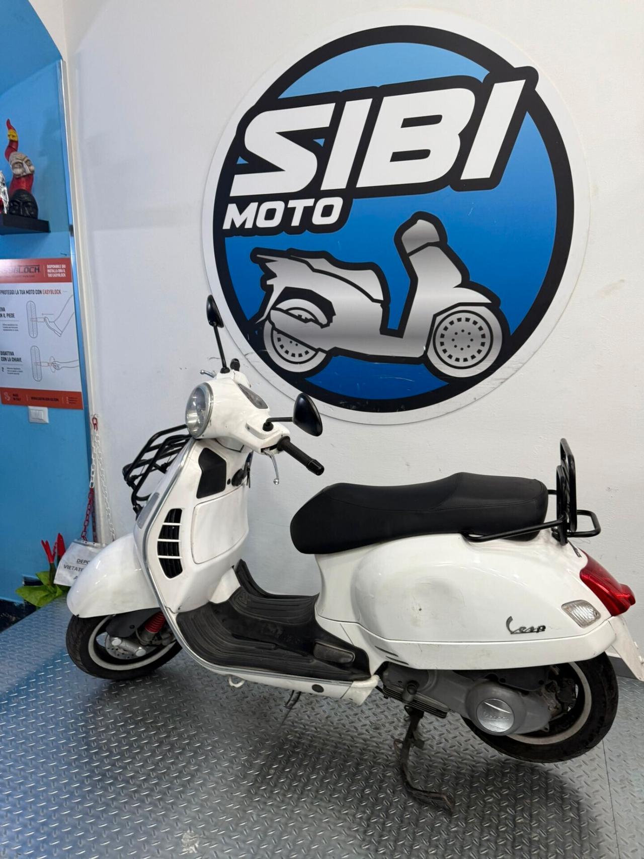PIAGGIO VESPA GTS 300