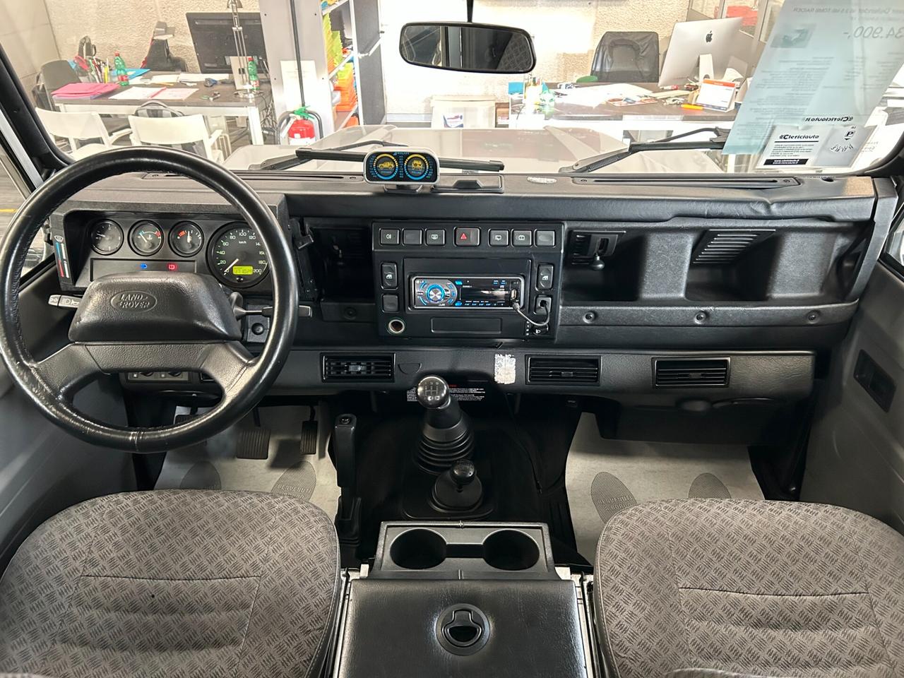 Land Rover Defender 90 2.5 td5 Ok Neopatentati-DETTAGLI IN DESCRIZIONE
