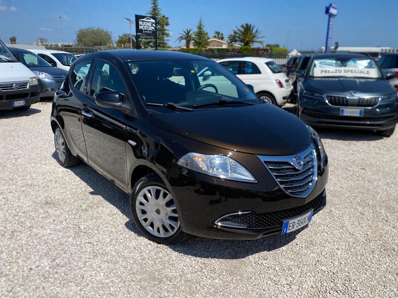 Lancia Ypsilon 1.2 69 CV Unyca UNICO PROPIETARIO,NEOPATENTATI