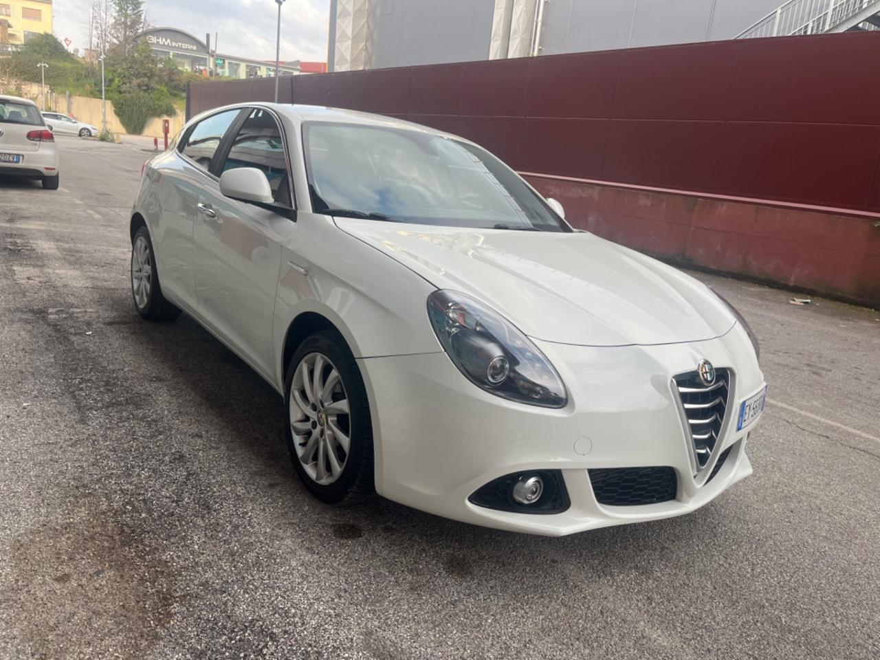 Alfa Romeo Giulietta 1.6 JTDm-2 105 CV Distinctive