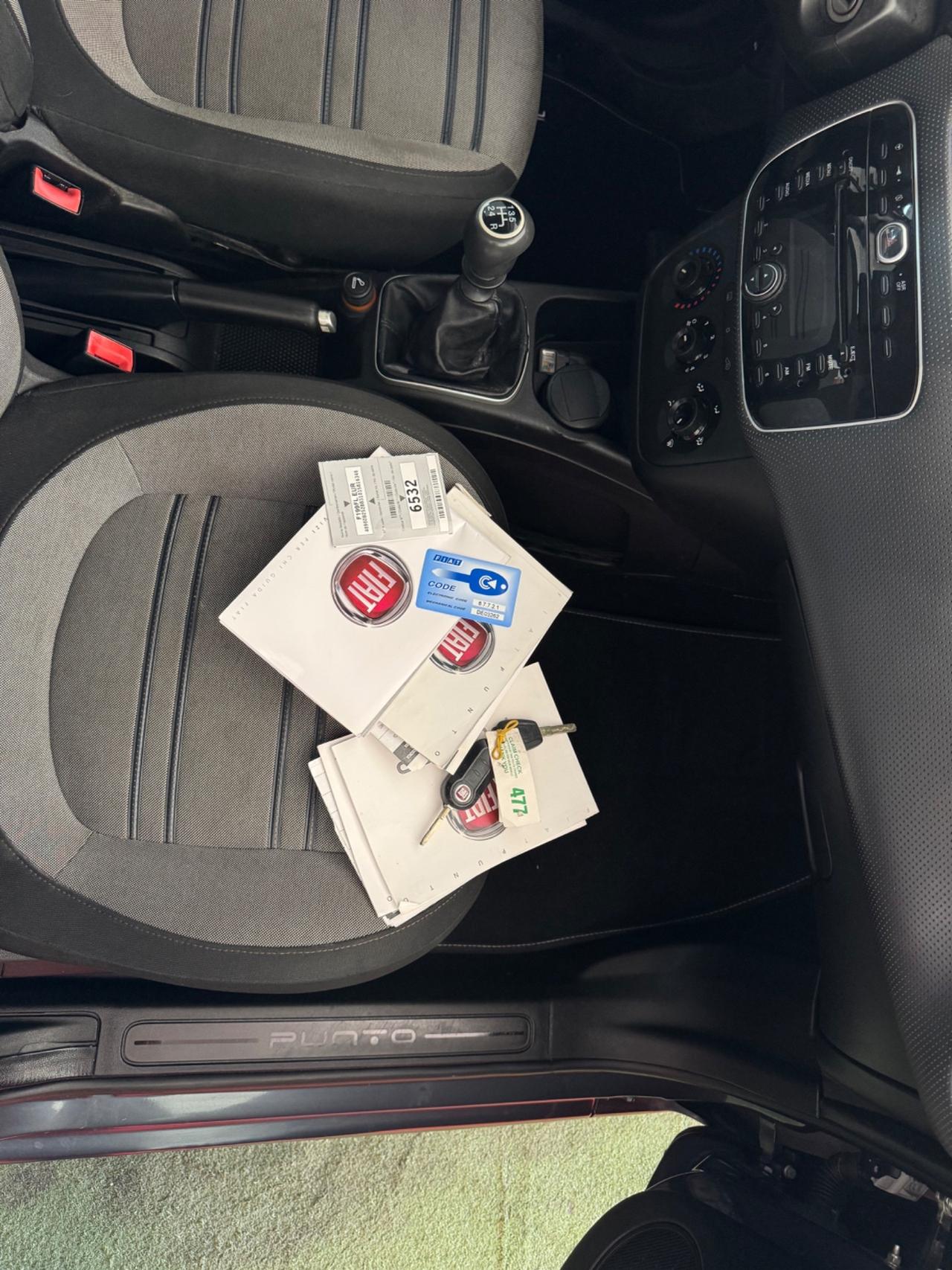 FIAT PUNTO EVO ,100000 CHILOMETRI,UNICO PROPRIETARIO