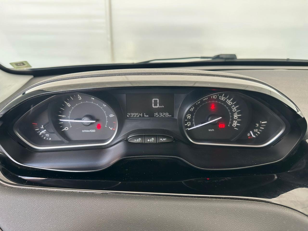 Peugeot 208 1.2 GPL 2016