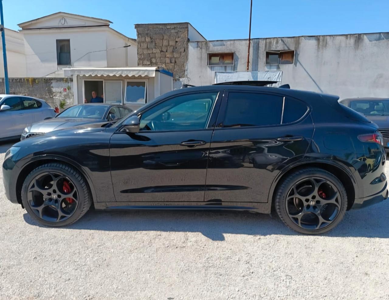 Alfa Romeo Stelvio 2.2 210 CV AT8 Q4 Competizione-2023
