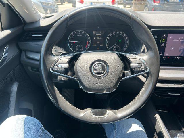 SKODA Octavia 2.0 TDI EVO SCR DSG Wagon Ambition