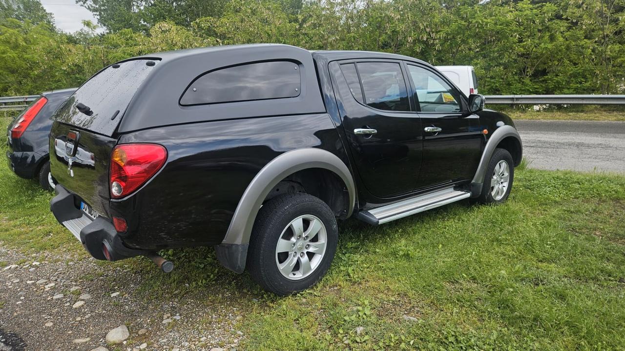 Mitsubishi L200 2.5 DI-D/136CV Double Cab Invite