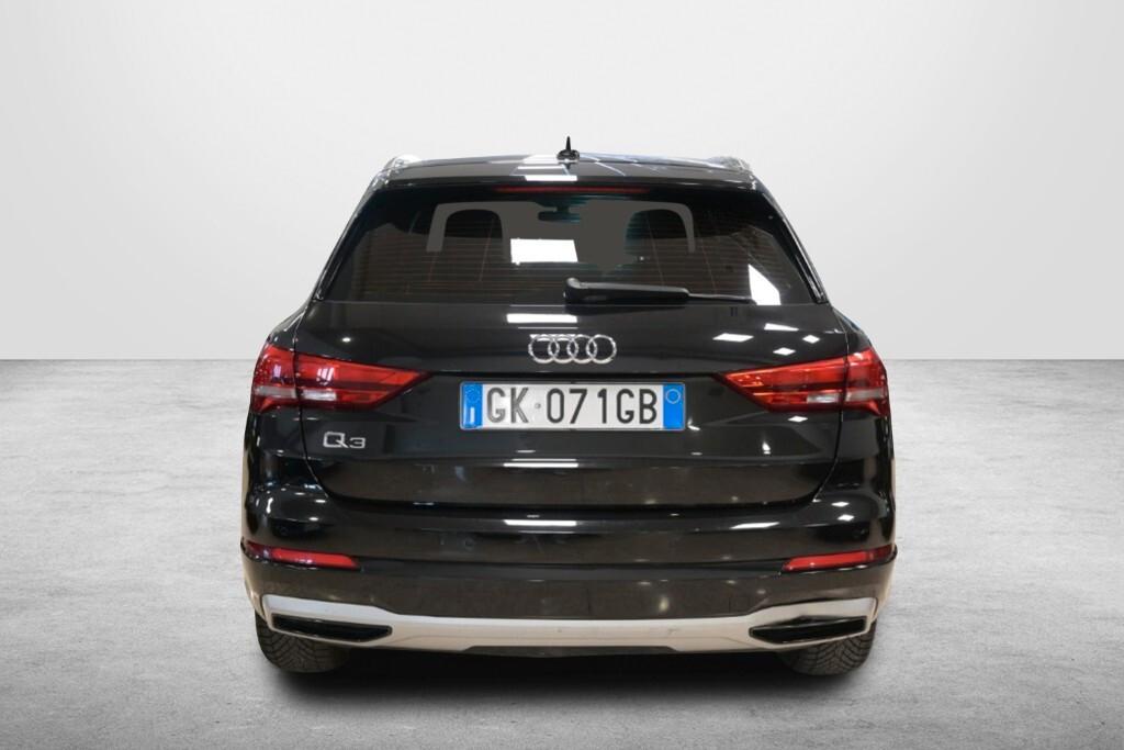 AUDI Q3 35 TDI 150CV 6M. BUSINESS ADVANCED ( FARI LED - VIRTUAL COCKPIT - ADAPTIVE CRUISE - NAVI - MIRROR - PDC - CERCHI 19 )