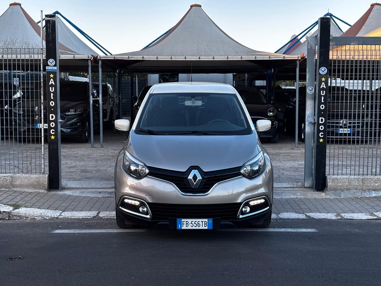 Renault Captur 0.9 TCe 90cv Energy Life - 2015