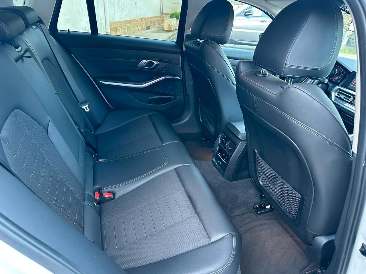 Bmw Serie 3 320d Touring Sport 190 cv - 2021