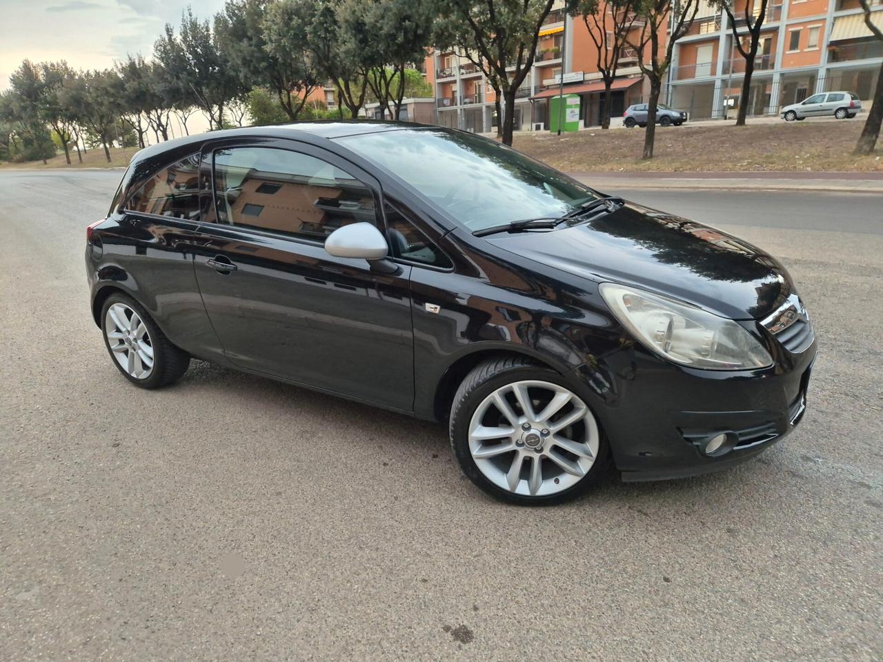 Opel corsa 1.3 multijet 95cv edition anno 2011