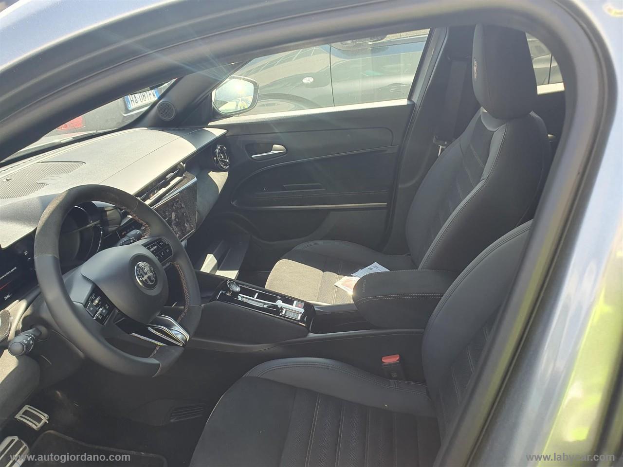 ALFA ROMEO Junior 1.2 145CV Hybrid eDCT6 Q4 Intensa