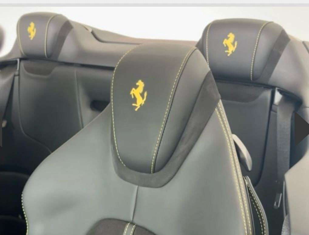 Ferrari Roma Spider