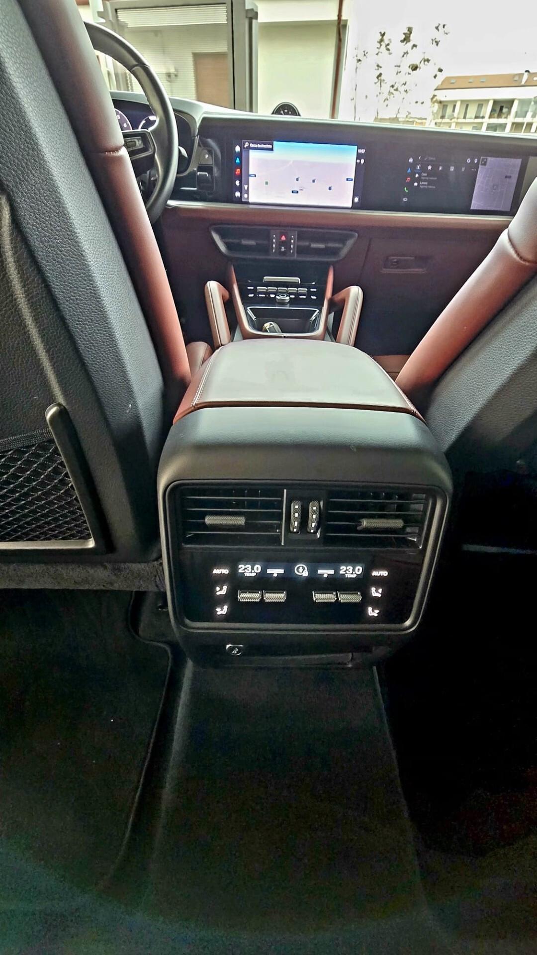 PORSCHE CAYENNE COUPE FACELIFT 3.0 E-HYBRID 470cv