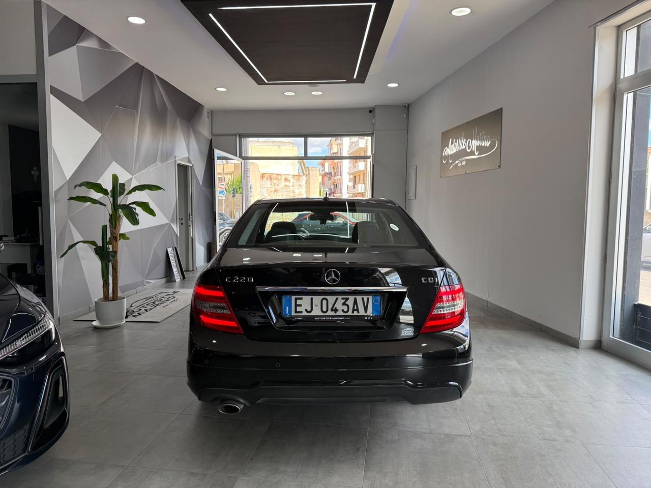 Mercedes-benz C 220 CDI BlueEFFICIENCY Avantgarde
