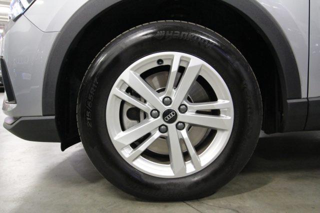 AUDI Q3 45 TFSI e S-tronic Business