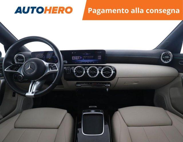 MERCEDES-BENZ CLA 180 Automatic Shooting Brake Progressive Advanced