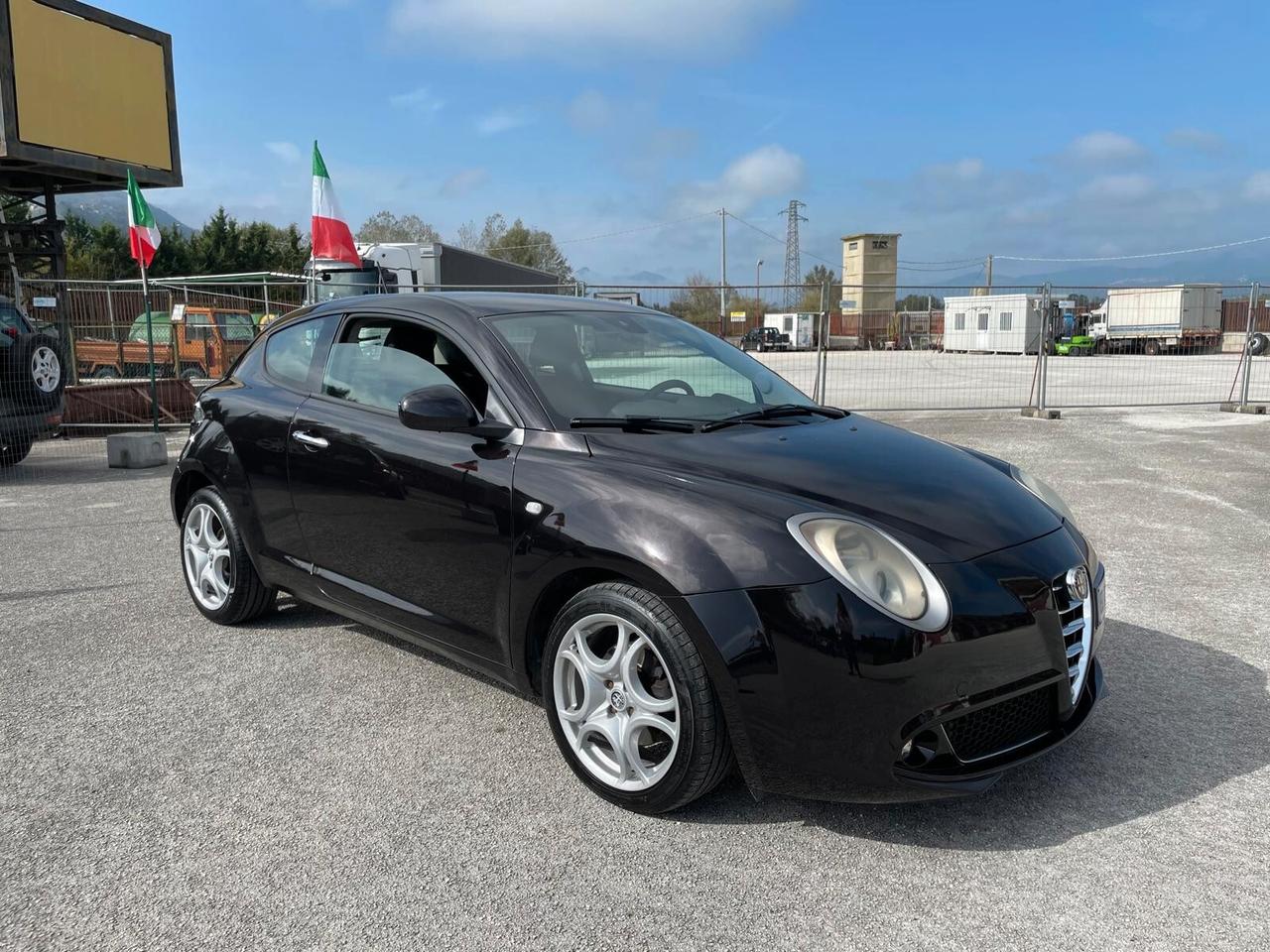 Alfa Romeo MiTo 1.3 JTDm-2 95 CV S&S Distinctive Sport Pack