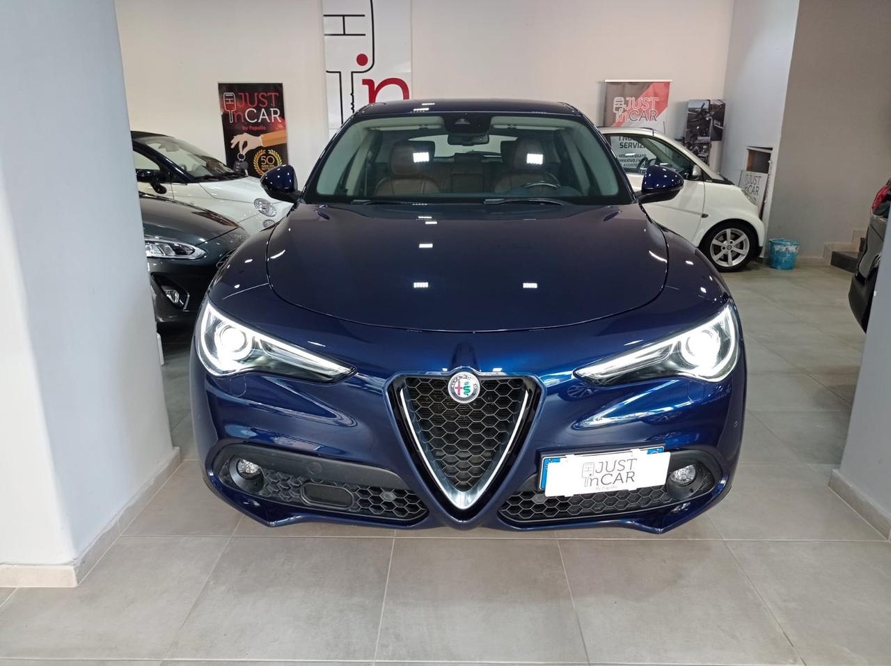 Alfa Romeo Stelvio 2.2 Turbodiesel 210 CV AT8 Q4 Executive 2018