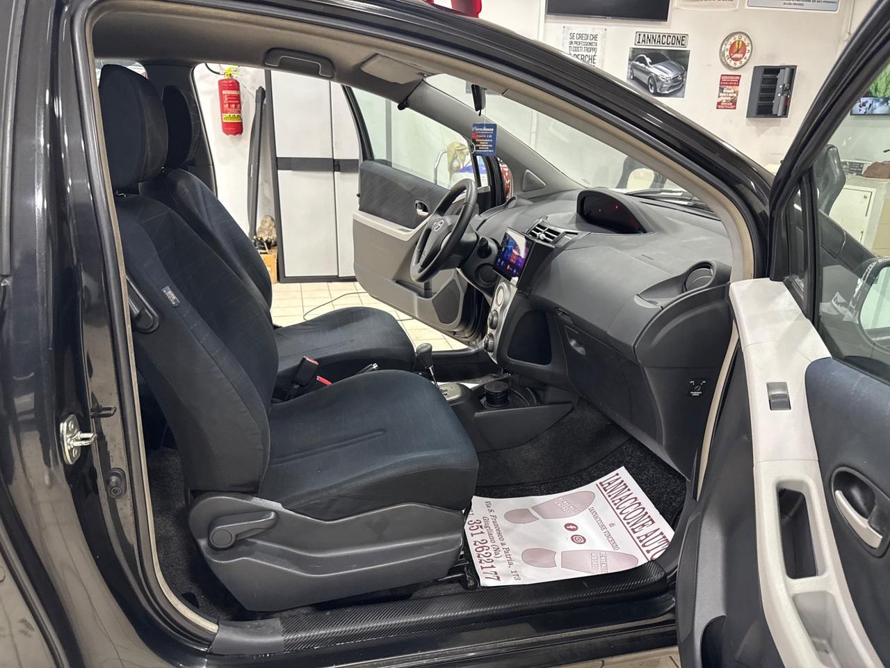 Toyota Yaris 1.3 automatica full optional