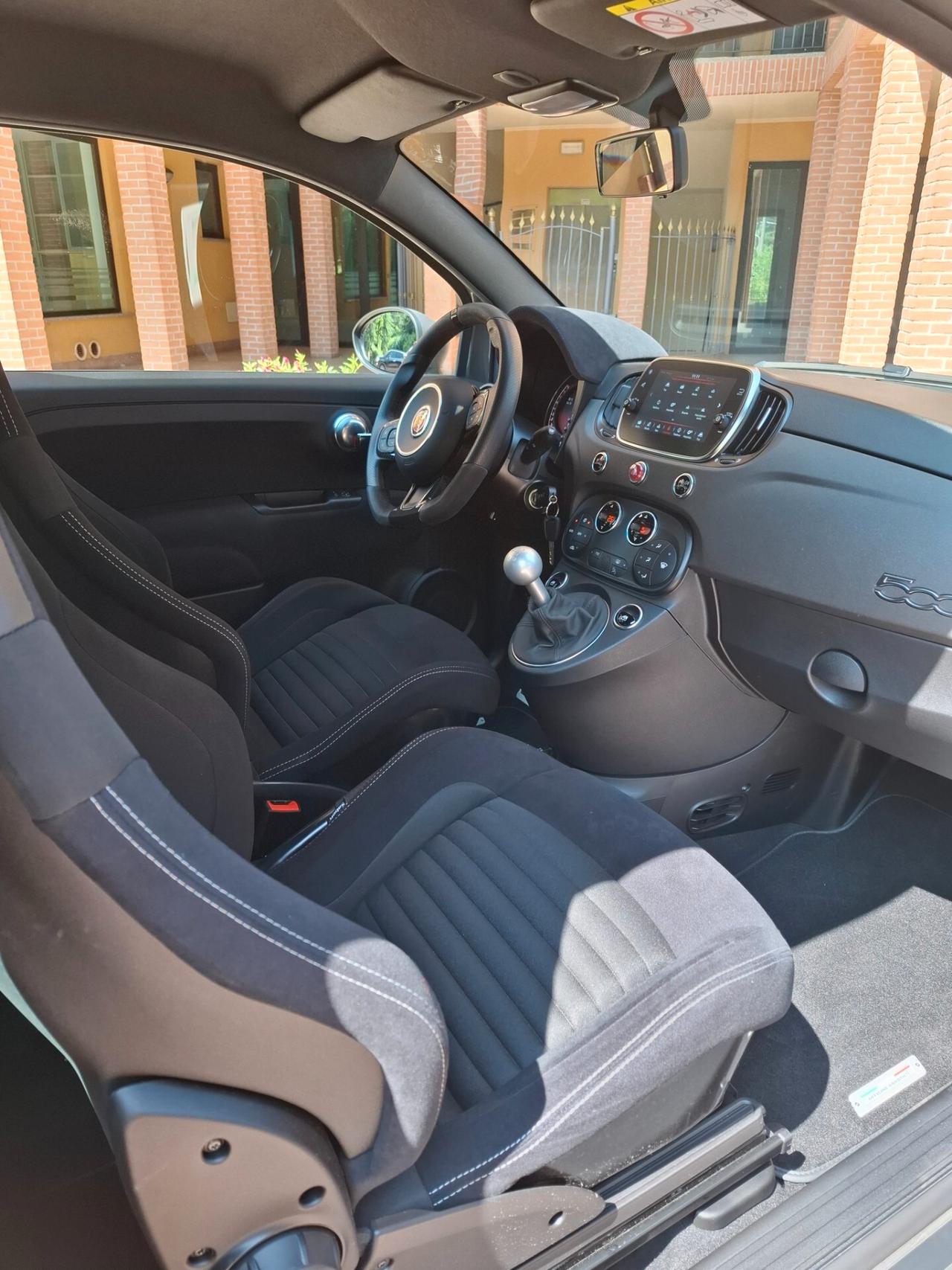 Abarth 595 1.4 Turbo T-Jet 180 CV Competizione