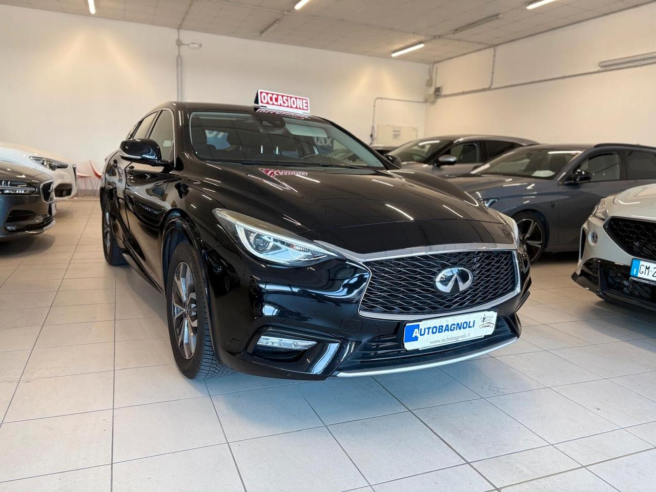 Infiniti Q30 BUSINESS 1.5 diesel DCT