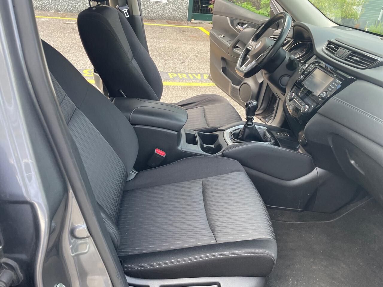 Nissan X-Trail 1.6 DIG-T 2WD*Navi*comandi al volante*