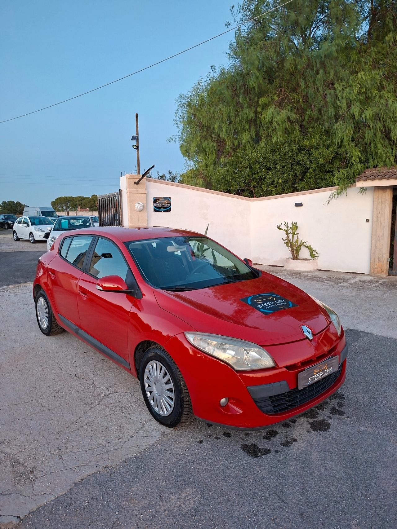 Renault Megane 1.5 dCi 90CV GANCIO TRAINO