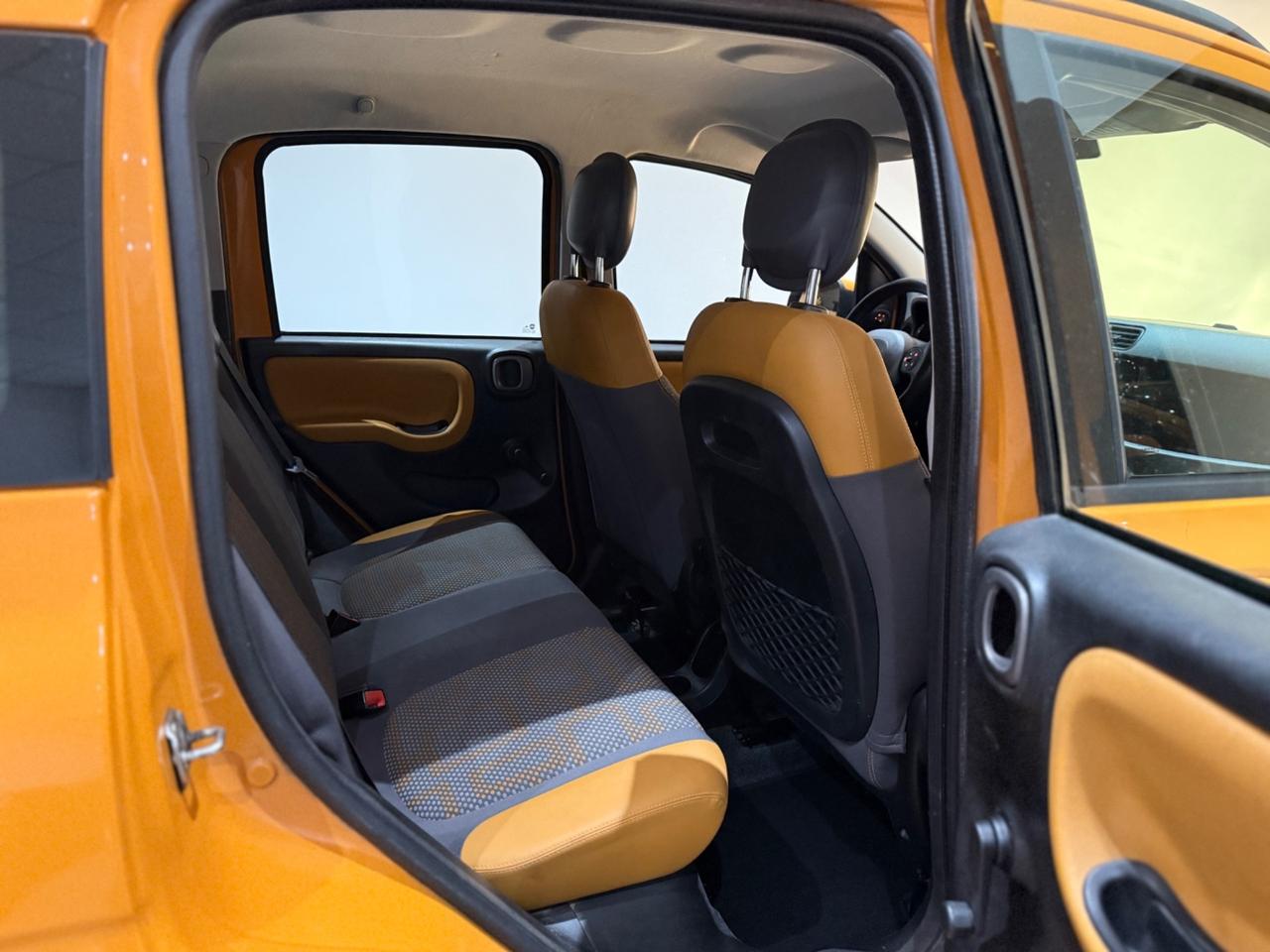 Fiat Panda 0.9 Trekking TwinAir Turbo Metano/Benzina Per Neopatentati