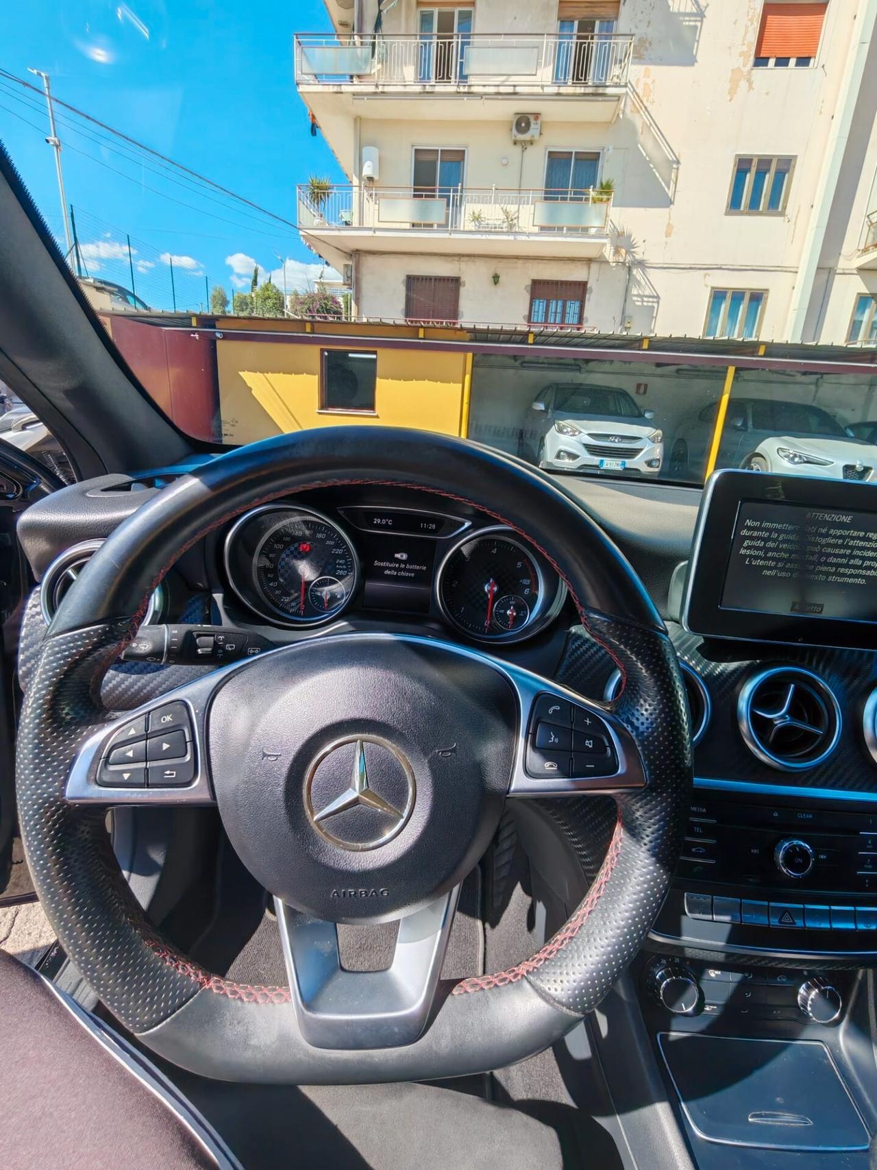 Mercedes-benz A 180 d Premium