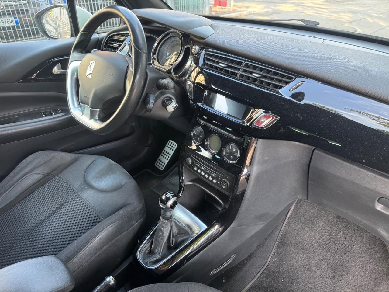 DS 3 1.2 VTi 82 GPL JUST BLACK neopaten garanzia 12 m