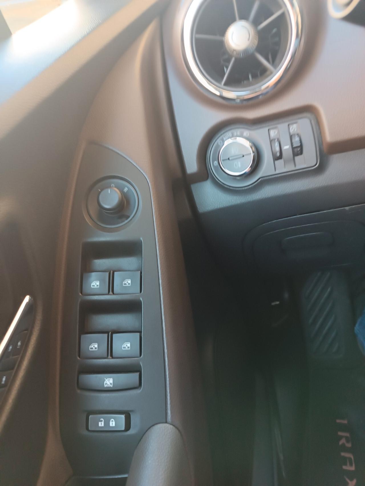 Chevrolet Trax 1.7 diesel AWD 4X4 LIMITED EDITION TETTO PELLE NAVI