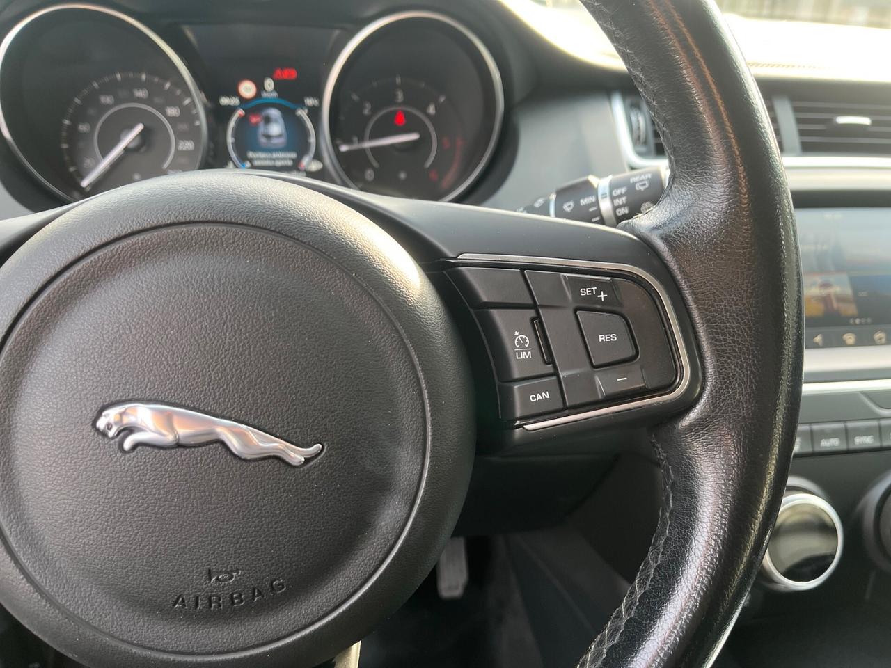 Jaguar E-Pace 2.0D 150 CV AWD aut. S