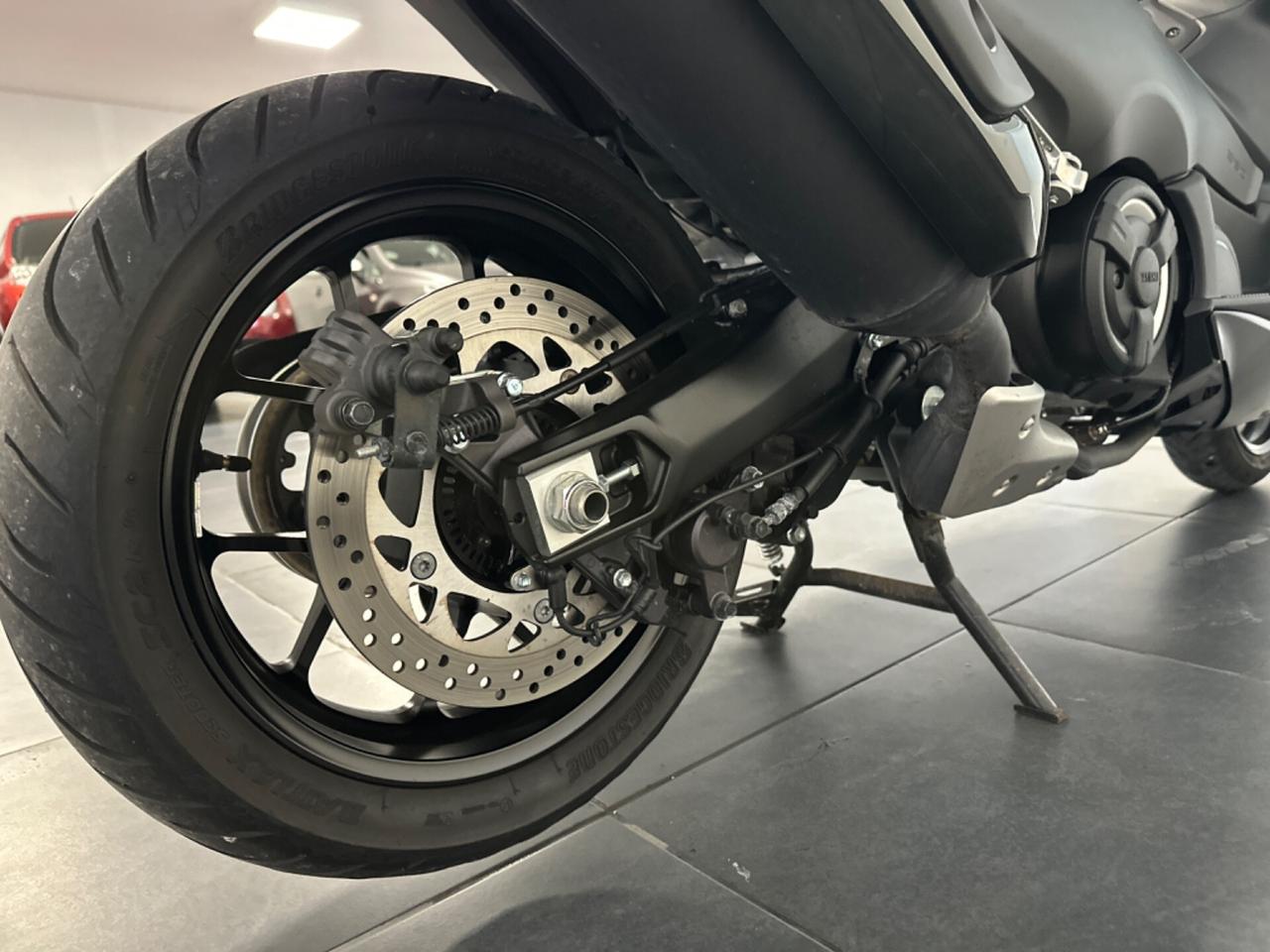 YAMAHA T-MAX 560 UNIPRO 2022 PARI AL NUOVO