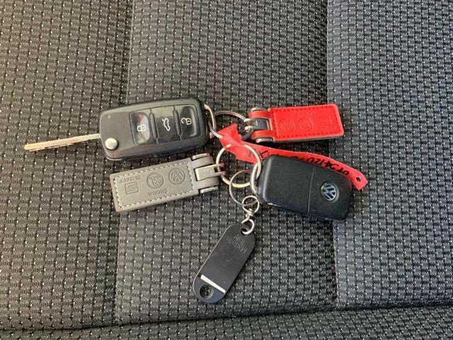 VOLKSWAGEN Touran Business 1.6 TDI DSG 7 POSTI OK NEOPATENTATI C.AUT