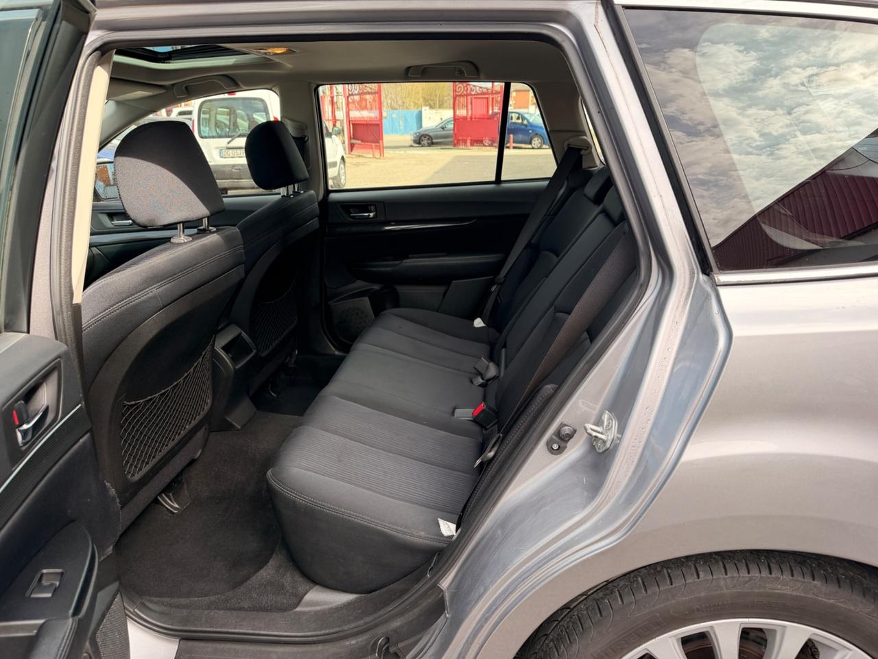 Subaru Legacy 2.0D SW Trend